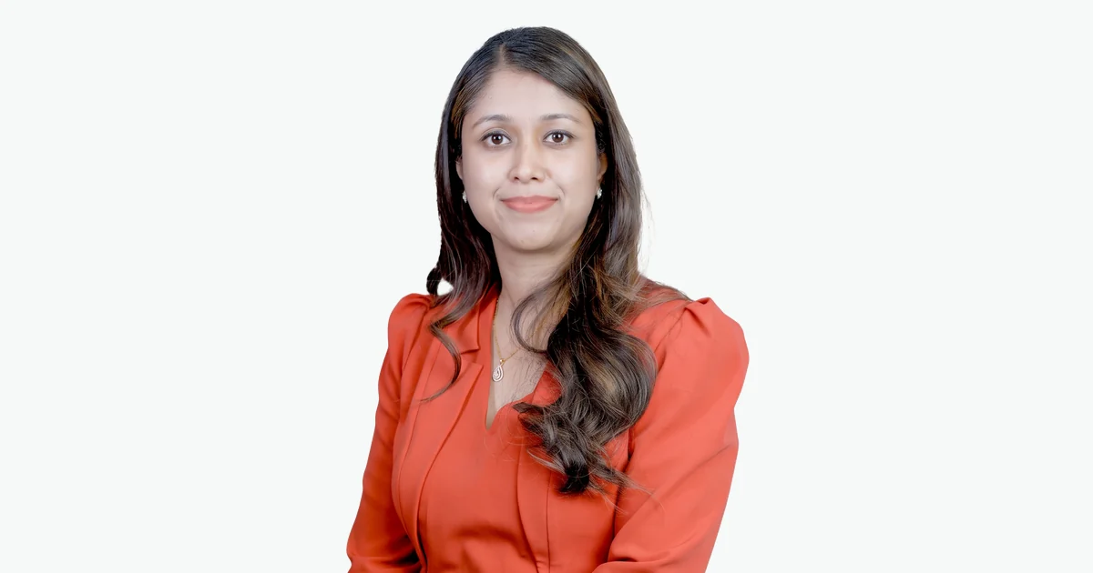 Dr. Vanesha Varik — Female Laparoscopic and General Surgeon in Dubai operating room